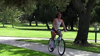 Savannah Fox - White Neighbourhood Teen 18+ Whore