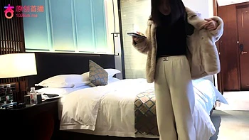 Japanese Teen Masturbates Hardcore in Asian Chatroom