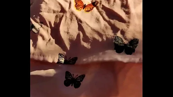 Espiando por debajo del vestido de mi hermanastra se da cuenta que la grabó y me da su culo (VIDEO COMPLETO )