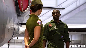 HelloLimoon felt too alone... - Jacquie et Michel TV