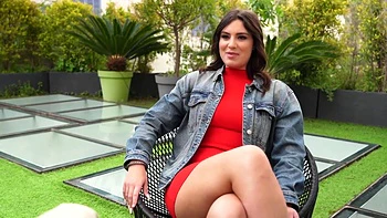 Red Lily is definitely addicted to sex... - Jacquie et Michel TV