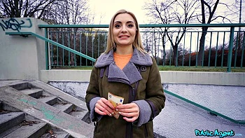 Hot Russian shows Deepest Love