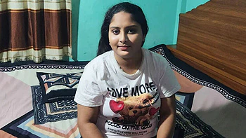 Bangladeshi Aunty Akhi Moni Blowjob & Cowgirl at Home