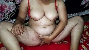 Desi Bhabhi Nargis Fingers Her Tight Pussy to Orgasm