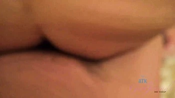 Jill and Hope's amateur virtual creampie blowjob date