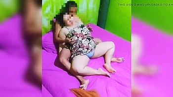 Horny Busty Wife May Jane Licks Her Pussy to Orgasm