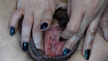 LunaXscorpia's Amateur Latina MILF Fisting Wet Pussy Close-Up