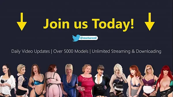 Mature Cougar Just Loves Fucking & Sucking Toyboys So Much!