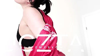 Tattooed Babe Masturbates Pussy Solo in Lingerie