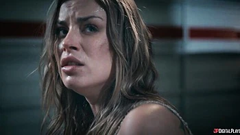 Anna Claire Clouds and Roxie Sinner ride big cocks and suck hard