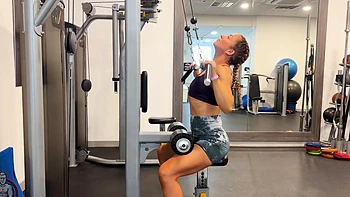 Peach Dom rides cock naughty cowgirl style