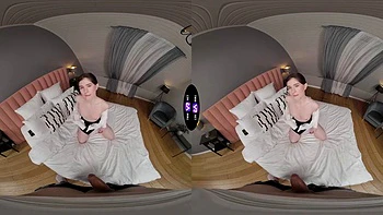 Horny Tenant Gets Rough Fuck from Hot Agent Pearl