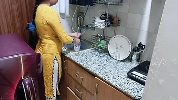 Horny Indian Step Mom Gets Fucked in Kitchen