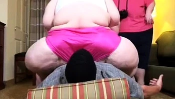 SSBBW Bobbi Jo Facesits & Buttcrush