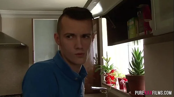 Cougar loves fucking young guys
