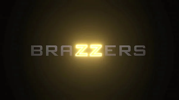 Horny Housewife's - Part 1 - Ember Snow, LaSirena69 / Brazzers / stream full from www.brazzers.promo/hous