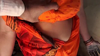 Busty Indian Bhabhi Fucked Hard Outdoors - Rough Desi Wife Sex