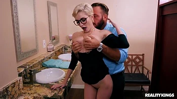 Blonde Babe Fucked In Restaurant Toilet