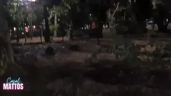 Na praça da cidade dando a buceta e mamando os motoboy IFOOD - levamos muita porra na boca - Casal Da Praia Ofc - Nicoly Mattos - Lukas Zaad - Dai Da Praia - Paulinho Da Praia Grande