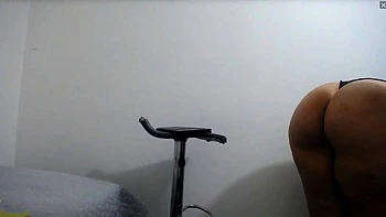 Big Ass BBW Strips and Dances