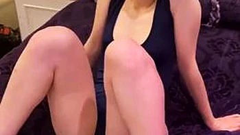 Japanese Amateur Sucks and Gets Creampied