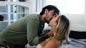 River Lynn Fucks Deep Inside My Stepsister
