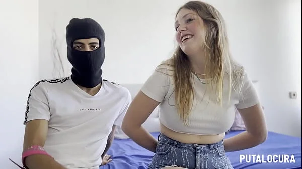 PutaLocura - Pareja interracial Claudia García y Gary Black teniendo sexo cerdo