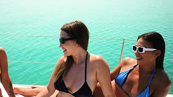 Wet Foursome Blowjob Outdoors on the Water