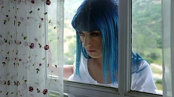Blue-haired Jewelz Blu gets fucked with handjob and blowjob in bed