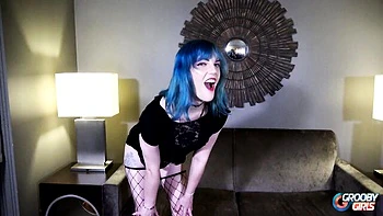 Grooby Girls - tg scene