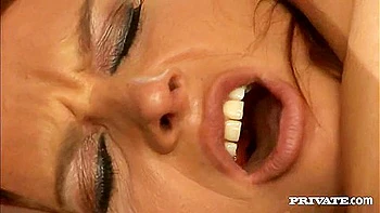 Milf Secretary Gets Fingered And Screwed On The Office Couch