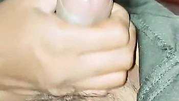 Pados Vali Pinki Bhabhi