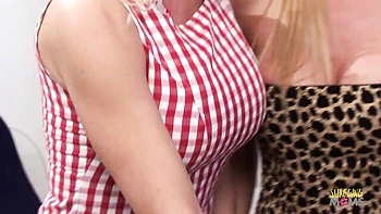 Magnetic baby's tattoos clip